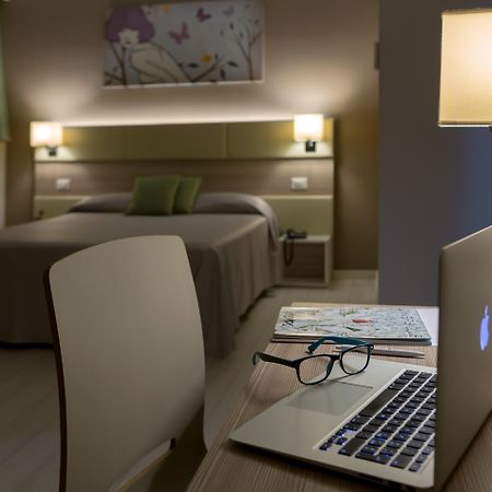 Hotel Cristina Napoli Ngoại thất bức ảnh